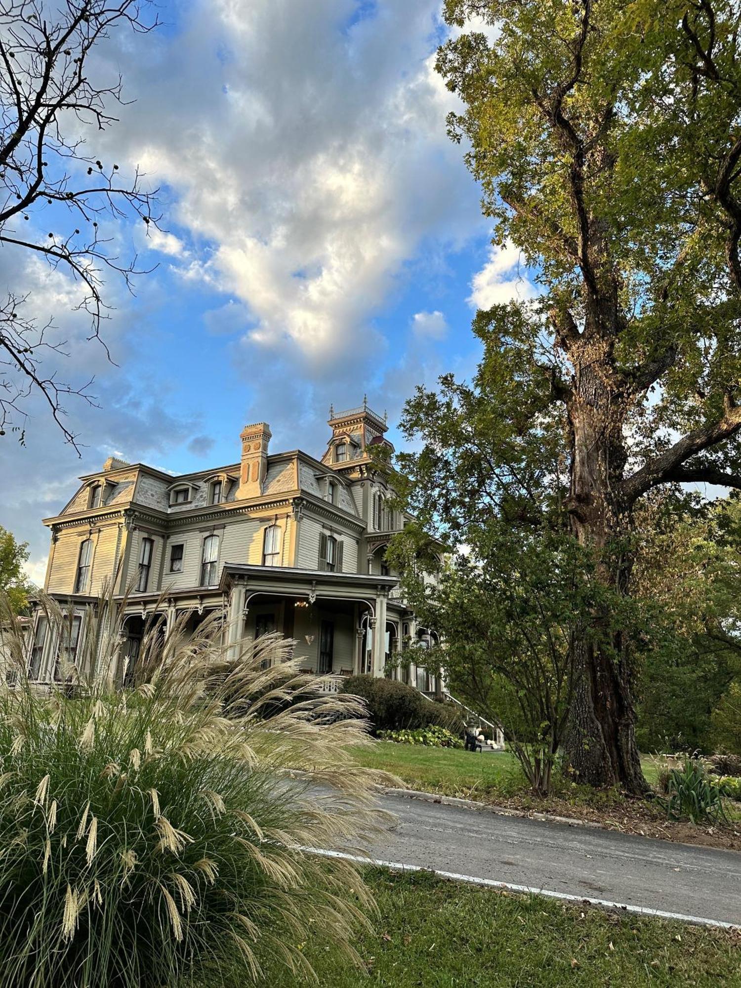 Garth Woodside Mansion Bed And Breakfast 해니벌 외부 사진